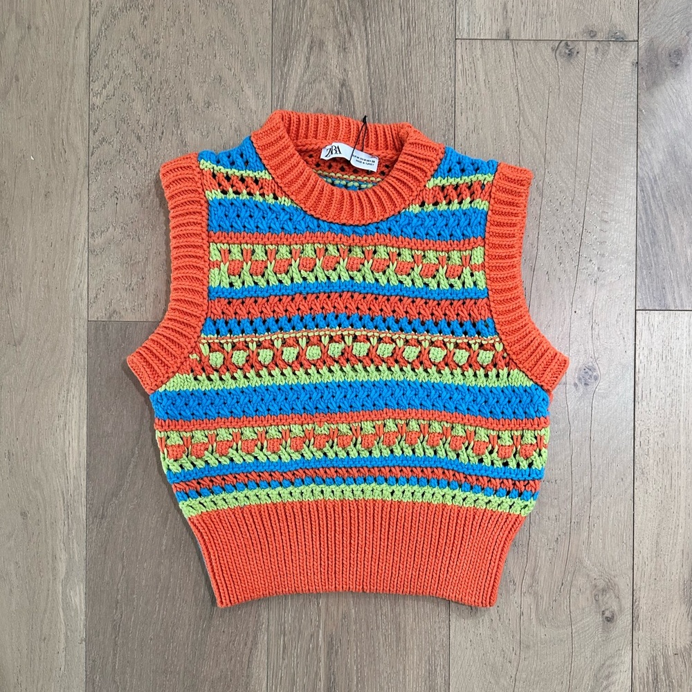NWT Zara Colorful Crochet Sleeveless Vest/Top. Size M.